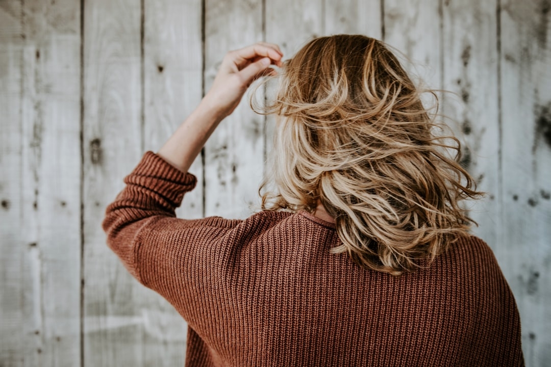 How to Remove Hair Extensions: Safe Methods to Protect Your Hair